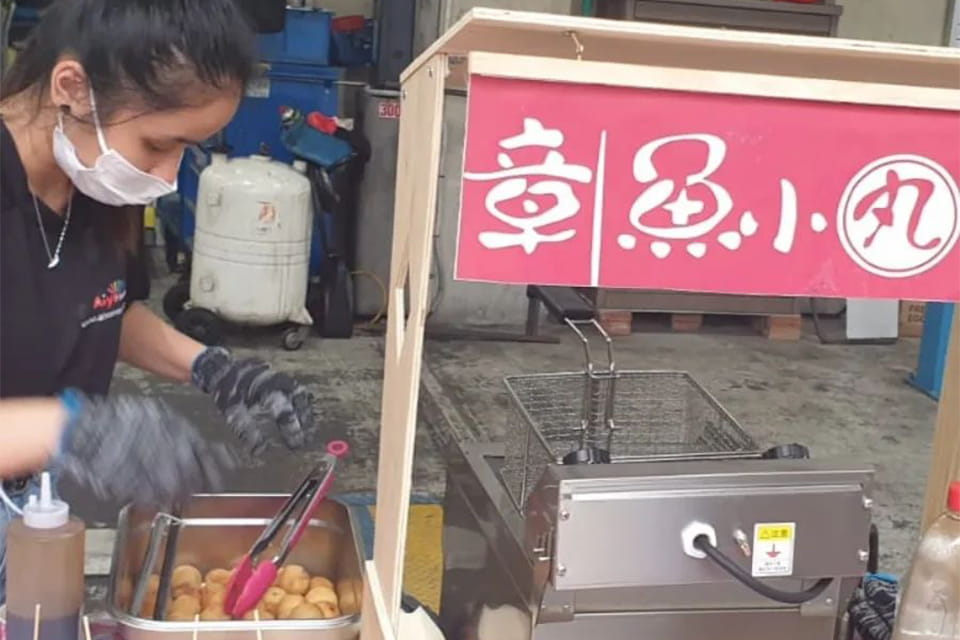 Fried Takoyaki Live Station