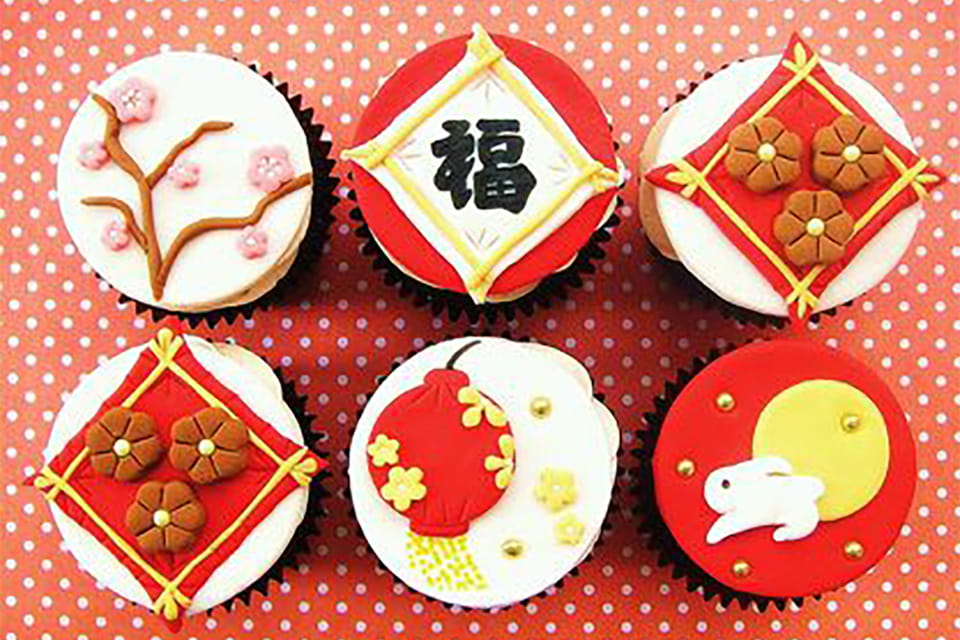 Fondant Cupcakes Decoration